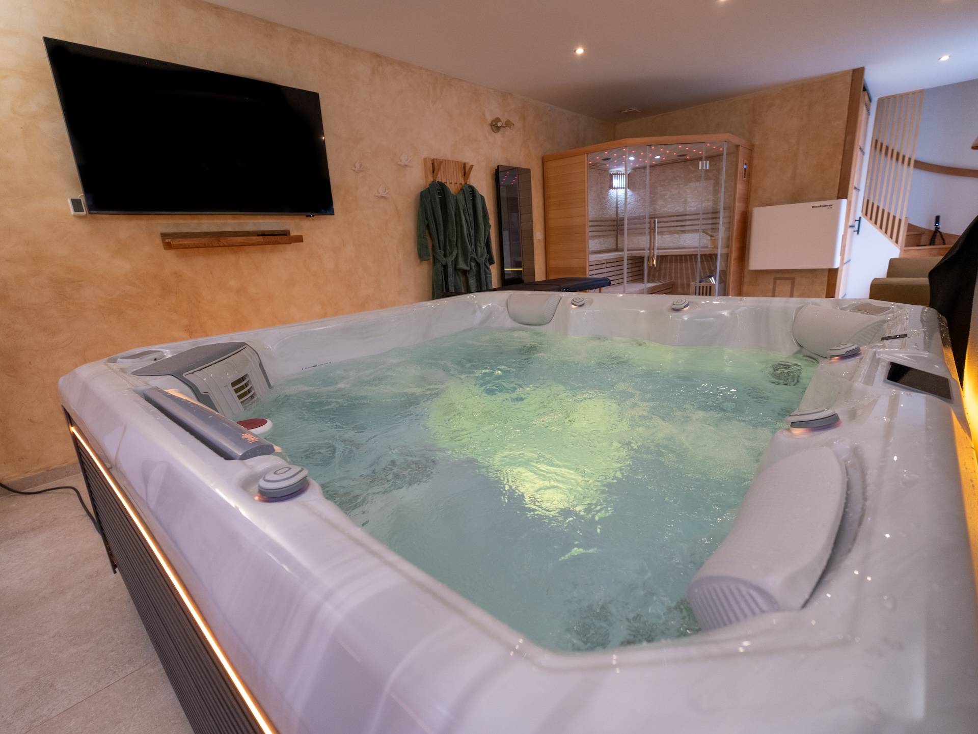 Jacuzzi